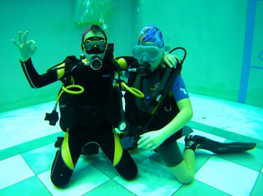 Дайвинг в Новороссийске глубокое погружение с аквалангом. Ultra Подарки. Дайвинг. Купить дайвинг в Новороссийске, обучение глубокому погружению, арендовать акваланг и подводное снаряжение. UltraPodarki.ru 8 800 505 95 30. дайвинг погружение Новороссийск, подводное плавание Новороссийск, дайвинг клуб Новороссийск, подарочные сертификаты, глубокое погружение, погружение с аквалангом Новороссийск, дайвинг центр Новороссийск, купить дайвинг Новороссийск